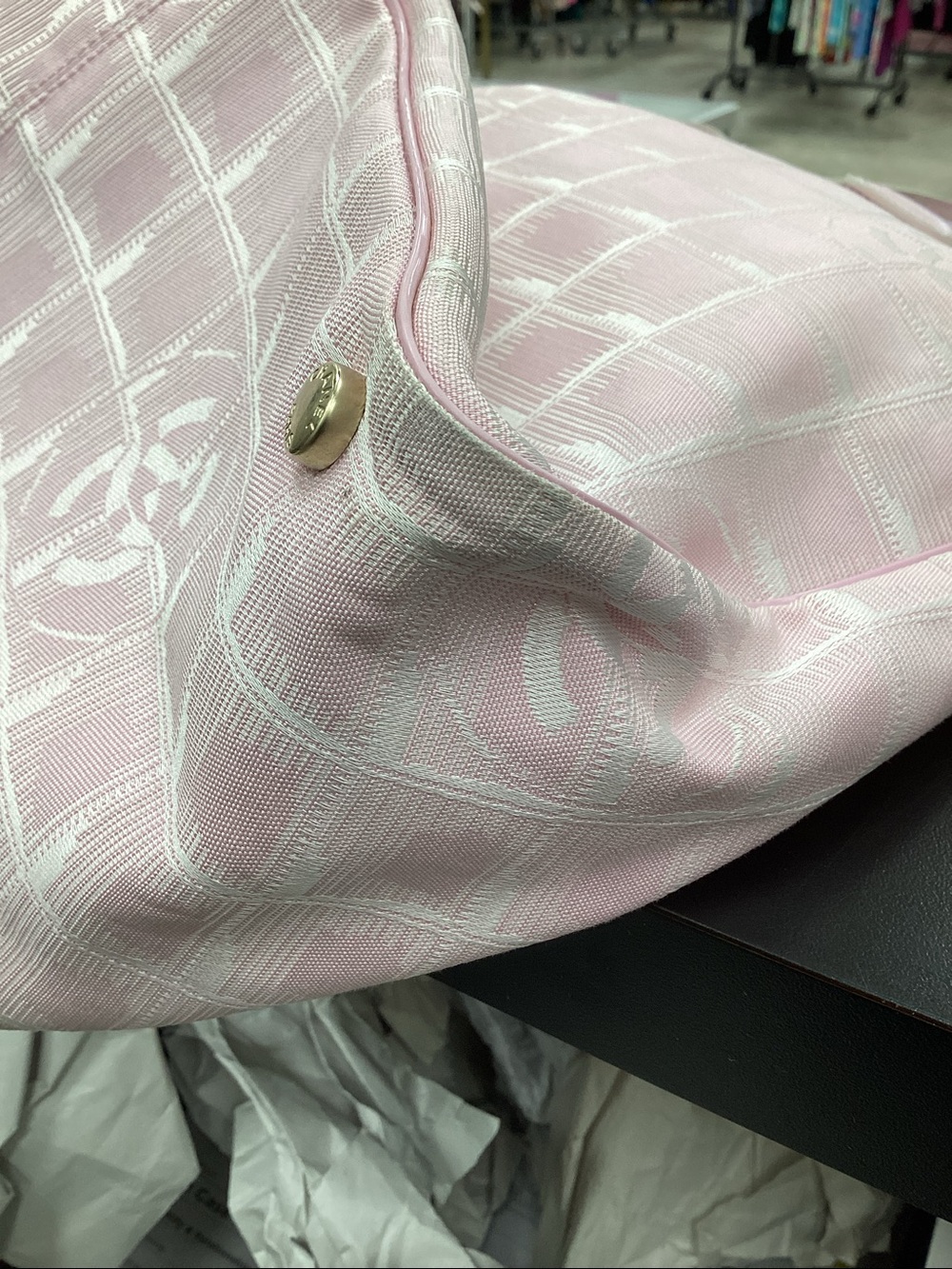 Vintage Chanel Pink Tote - Picture 6 of 6